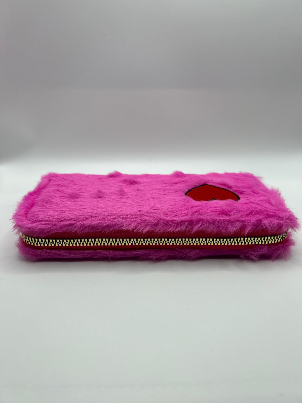 Pinke Plüsch-Geldbörse mit Herzmotiv