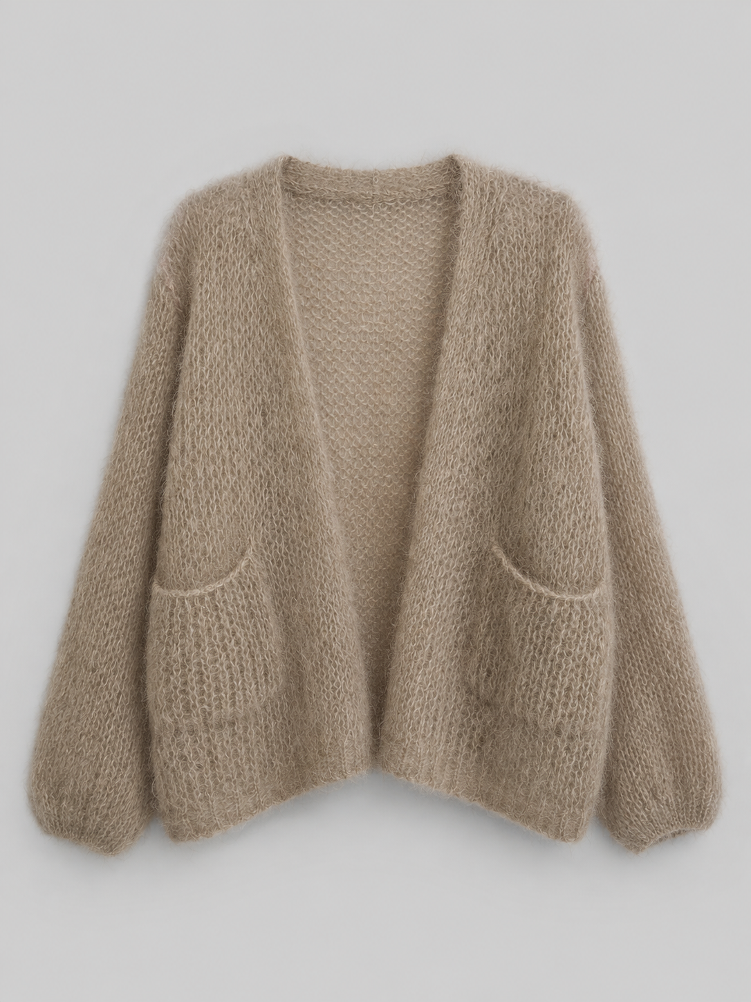 Flauschige Kid-Mohair Strickjacke in Beige