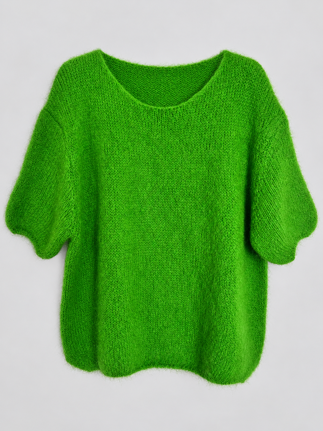 Grüner Mohair-Pullover mit kurzen Ballonärmeln