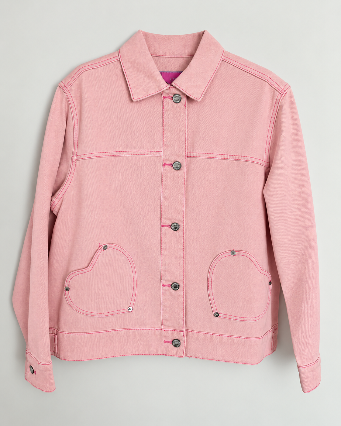 Rosa Jeansjacke mit herzförmigen Taschen von Zwillingsherz