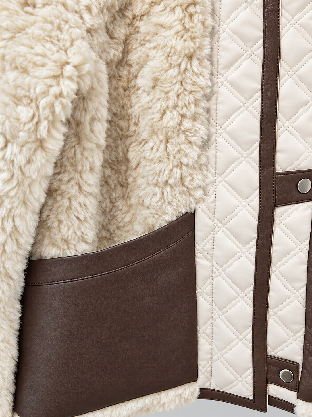 Teddyjacke mit Stepp- & Lederoptik – Creme/Braun