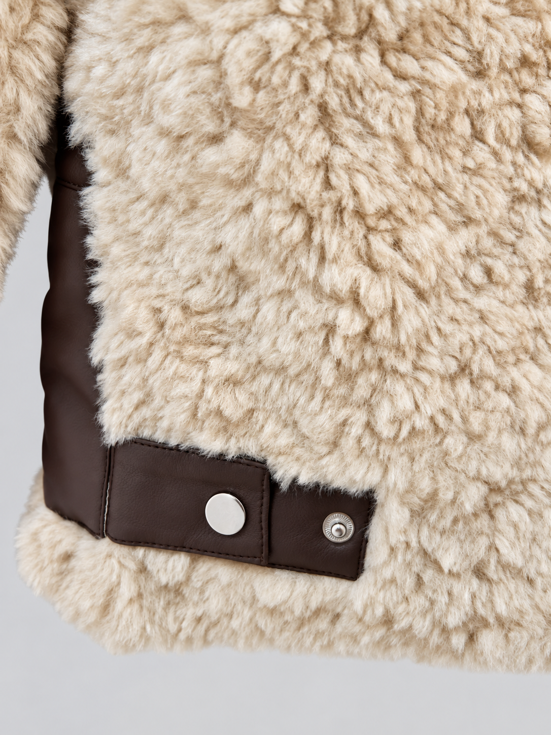 Teddyjacke mit Stepp- & Lederoptik – Creme/Braun